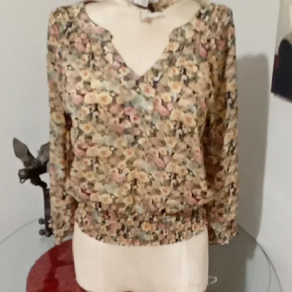 American Rag Multicolor Floral Blouse - Picture 1 of 3